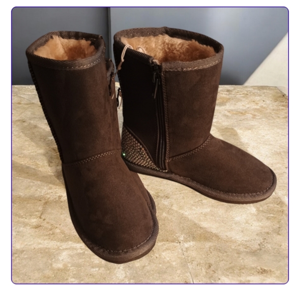 Fuzzy Bling Boots With Rhinestones - Picture 2 of 8